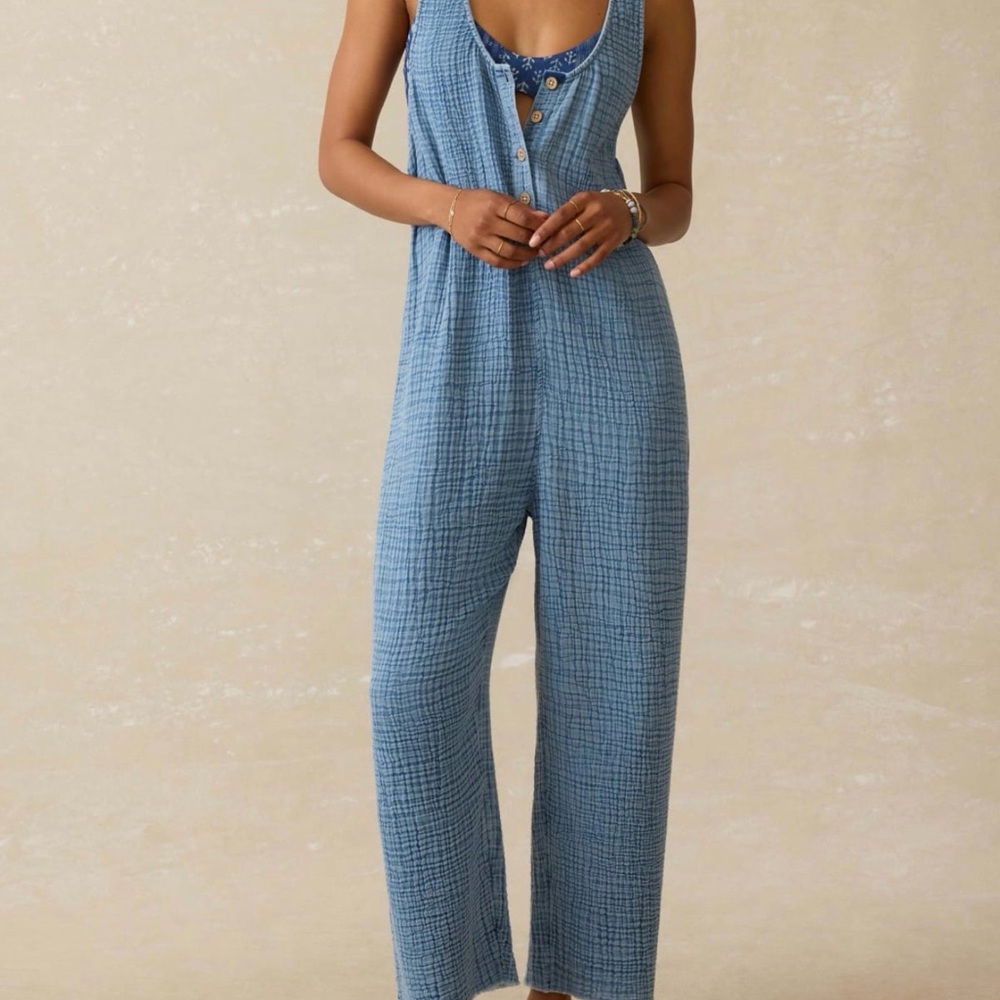 Faherty Dawson Jumpsuit - Light Indigo NWT